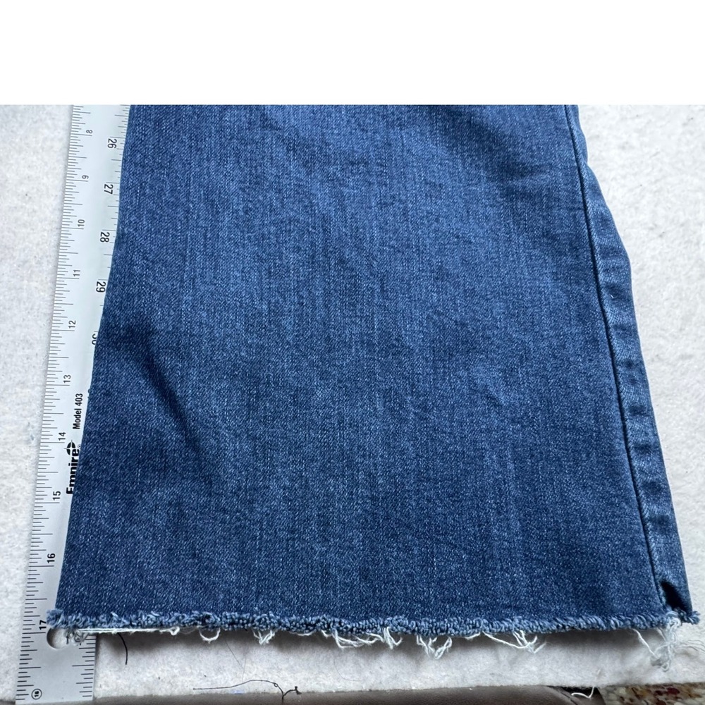 Ariat High Rise Flare Jeans‎ Premium Italian Denim Medium Wash Raw Hem 33L - Picture 13 of 16
